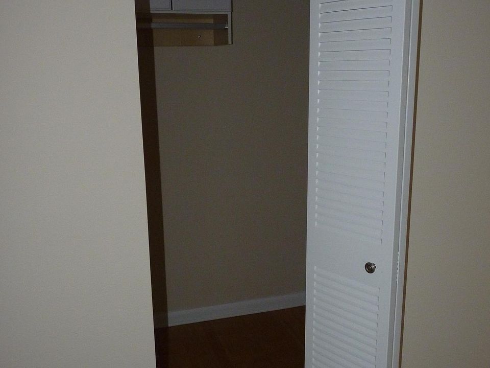 1st image of 4506 S Oak Dr S #21