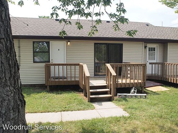 2nd image of 714 E College St Lot B