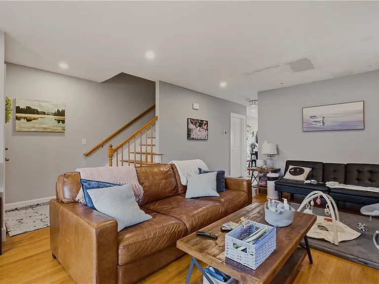 223 Oliphant Ln #A — Photo 16