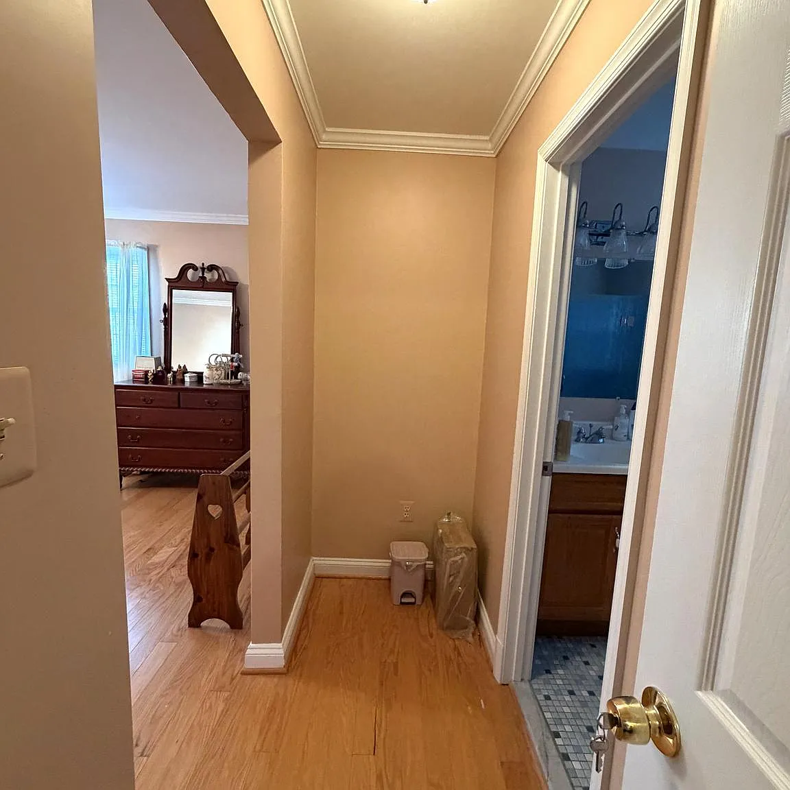 2 bed, 2806 sqft, $1,100 — Photo 3