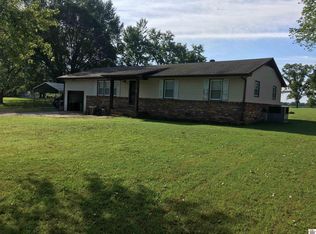 255 Grove Ln, Murray, KY 42071