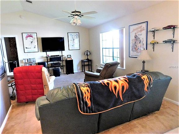 4th image of 405 Allspice Ct