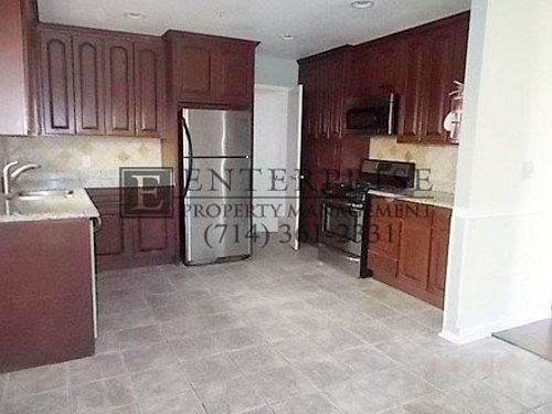4th image of 12440 224th St