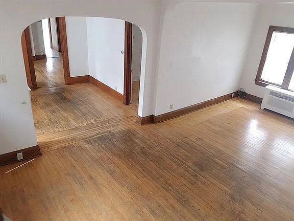 2nd image of 3369B N Bartlett Ave