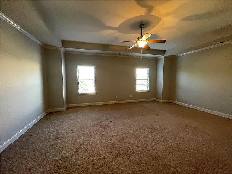 10584 Naramore Ln — Photo 16