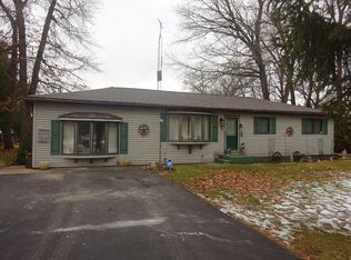 2855 S Lart Ln, Knox, IN 46534