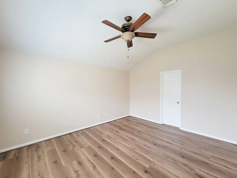 18446 S Wimbledon Dr — Photo 20