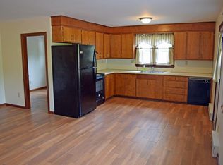 128 Randall St #4, North Easton, MA 02356