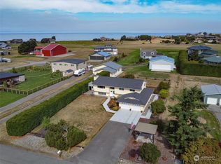 190 Greywolf Rd, Sequim, WA 98382