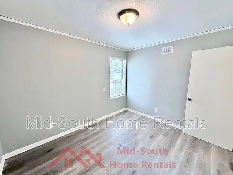 1730 Tahiti Ln — Photo 12