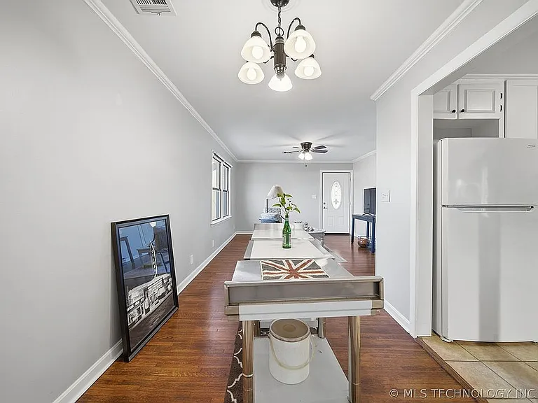 3714 E 2nd Pl — Photo 9