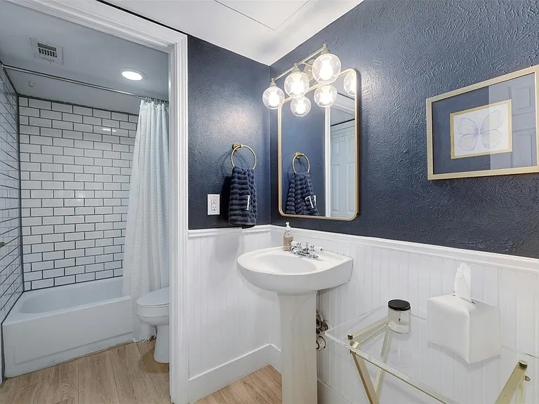 4159 Steck Ave #101 — Photo 28