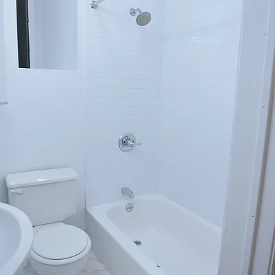 Rented by City & Suburban | media 40