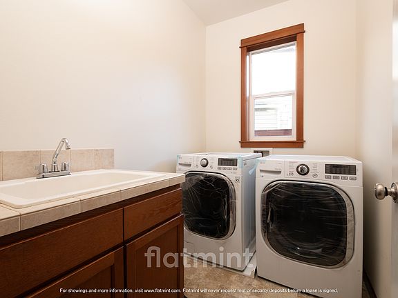 4th image of 4418 137th Pl SE