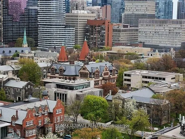 200 Bloor St W #2806 — Photo 5