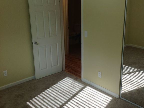 4th image of 202 Willie James Jones Ave APT 01