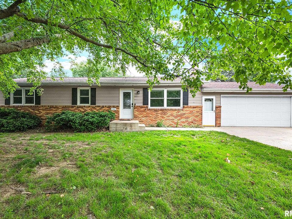 1st image of 701 Somerset Dr