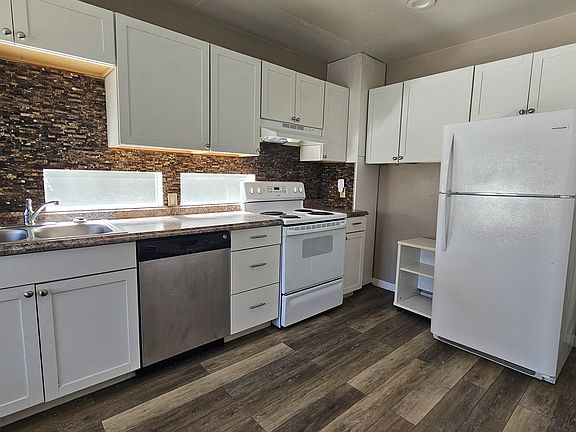 4th image of 5020 7th Ave NE