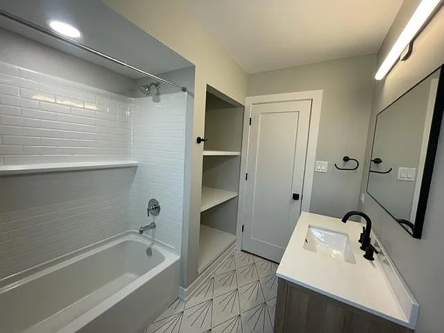 278 N Oaklawn Ave #2 — Photo 8