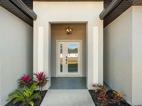 3rd image of 2967 Barry Rd