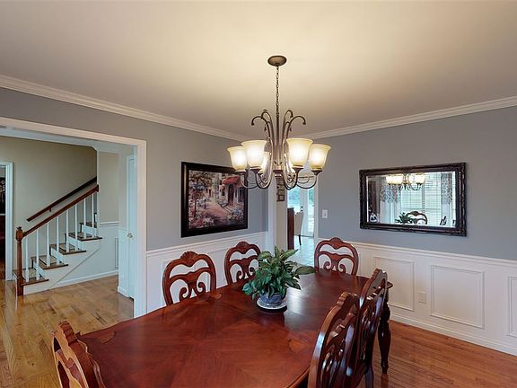 5th image of 259 Powhatan Dr NE