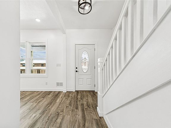4th image of 1234 Taylor Ave