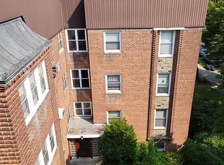 38-24 213th St #2, Bayside, NY