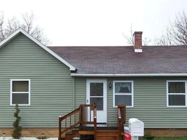 822 Isham St, Owosso, MI 48867