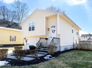 38 Chestnut St, South Glens Falls, NY 12803