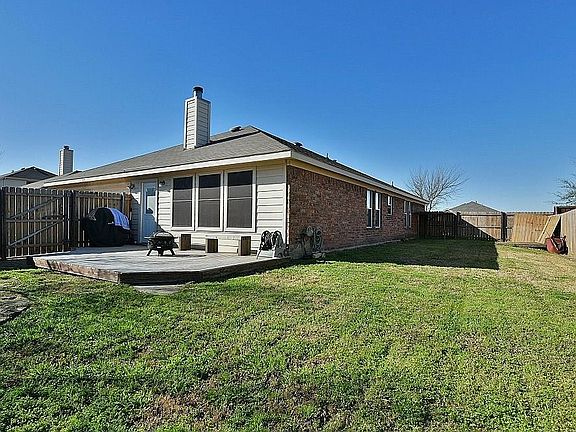 4th image of 213 Cookston Ln