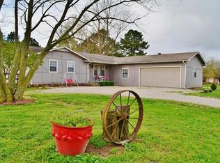 1230 Rustic Dr, Little Flock, AR 72756