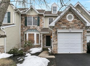 7 Patriot Hill Dr, Basking Ridge, NJ 07920