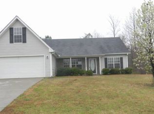 195 Cypress Dr, Covington, GA 30016
