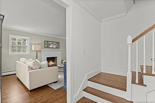 183 Frogtown Rd Photo 1