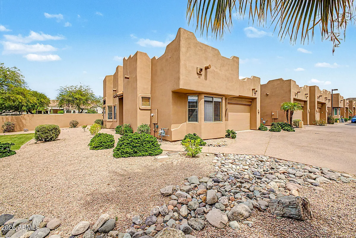 Building Photo - 6540 E Redmont Dr #11