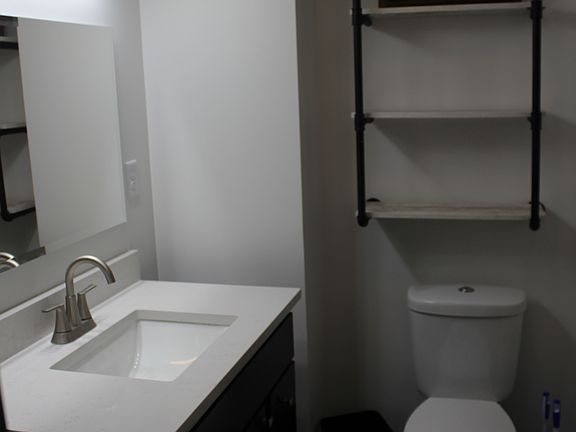 2nd image of 117 W Jackson Blvd #201