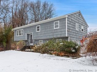 2 Clark Rd, New Fairfield, CT 06812