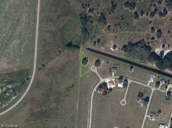 7125 Parkwood St, Sebring, FL 33876