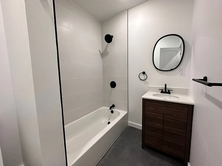 129 S 51st St #1F — Photo 15
