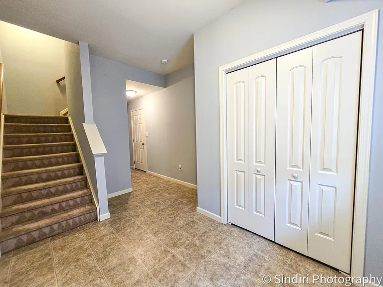 6419 Creekbend Dr — Photo 34