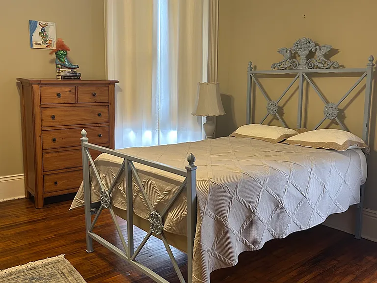 2nd bedroom, ironbed