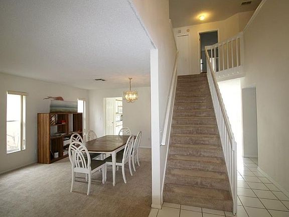 3rd image of 321 Prairie Dune Way