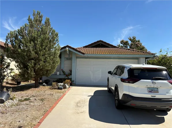 7682 High Prairie Trl, Riverside, CA 92509