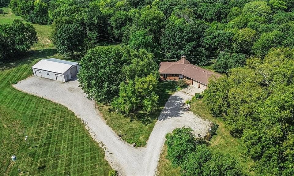 1st image of 23776 Clare Rd