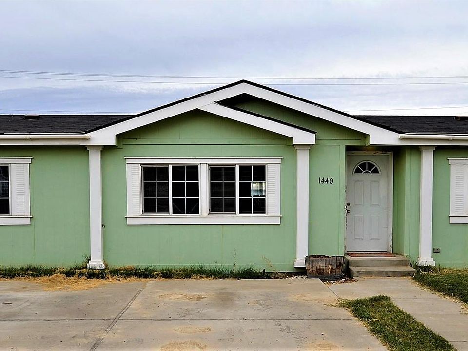 1st image of 1440 Mountain View Ln