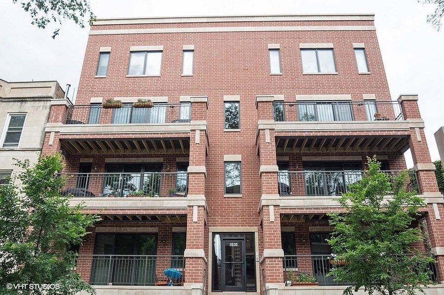 2nd image of 3530 N Wilton Ave #2