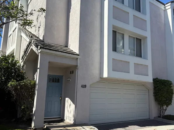 439 4th Pl, Port Hueneme, CA 93041