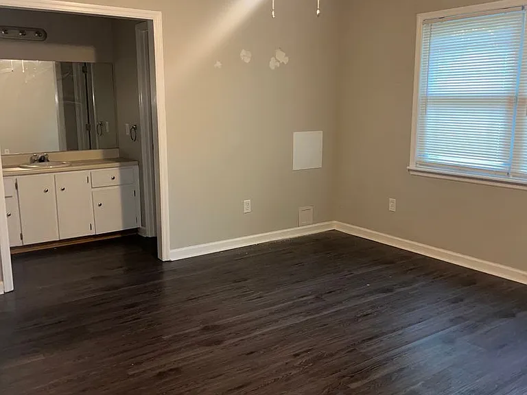 721 Kadi Ln — Photo 6