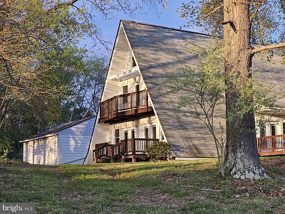 4th image of 19416 Gunpowder Rd