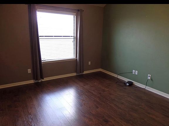 5th image of 4206 Cedar Creek Ct